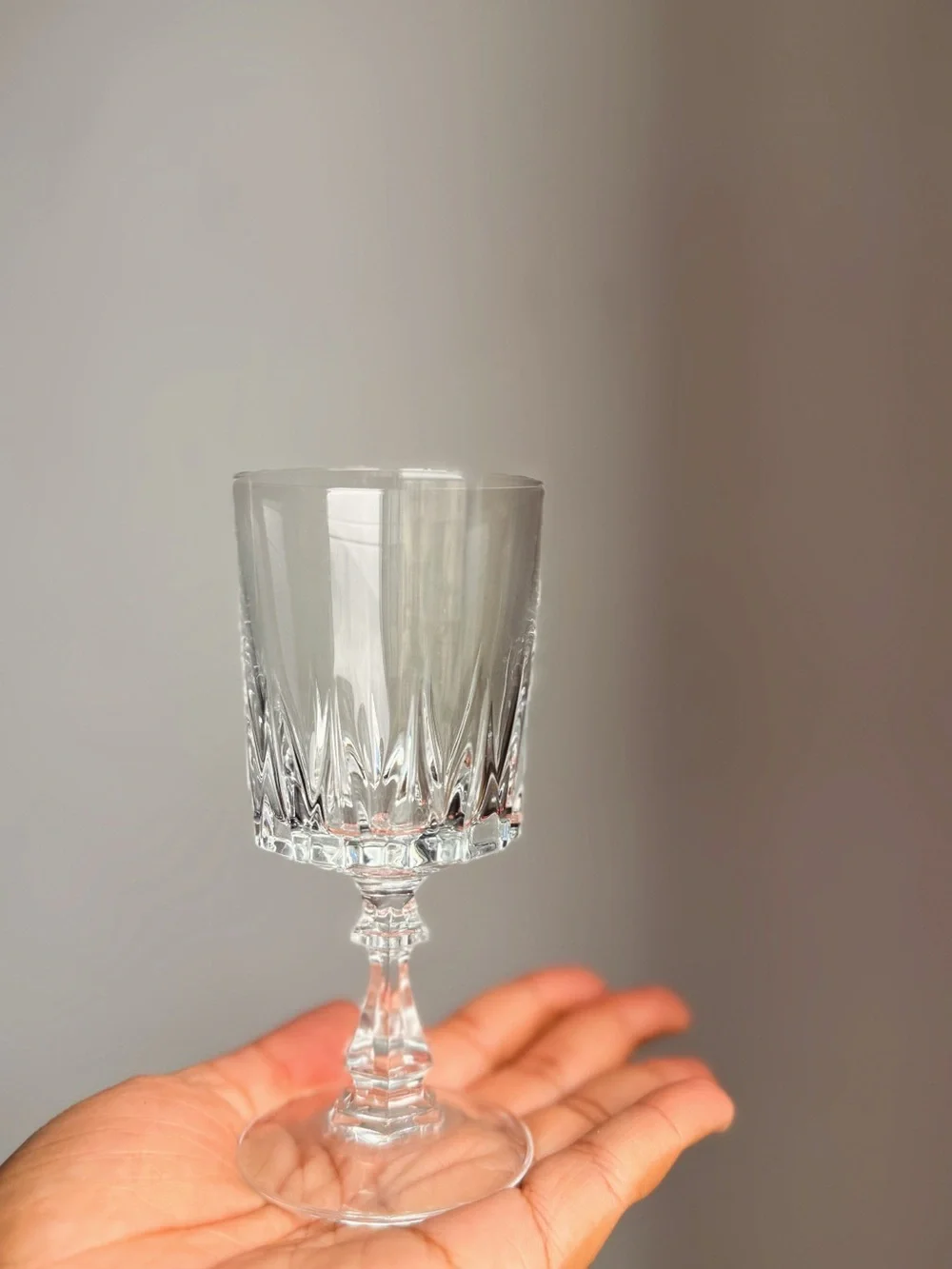 Crystal-Style Clear Glass Wine Goblet Set of 4
